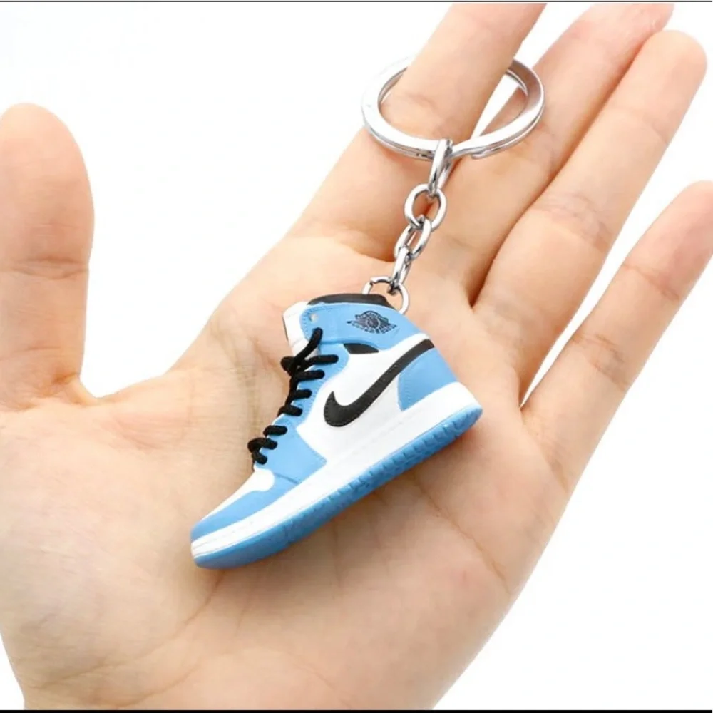 BASKETBALL 🏀 PVC SHOES KEYCHAINS BLUE - Picture 1 of 1